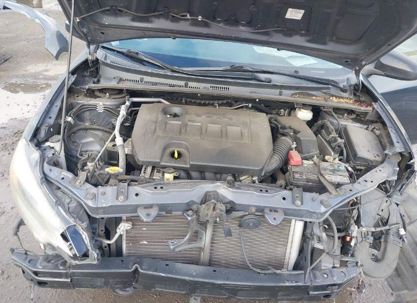 Photo 10 of 2014 Toyota Corolla L/LE/LE PLS/PRM/S/S PLS (VIN 5YFBURHE2EP002802)