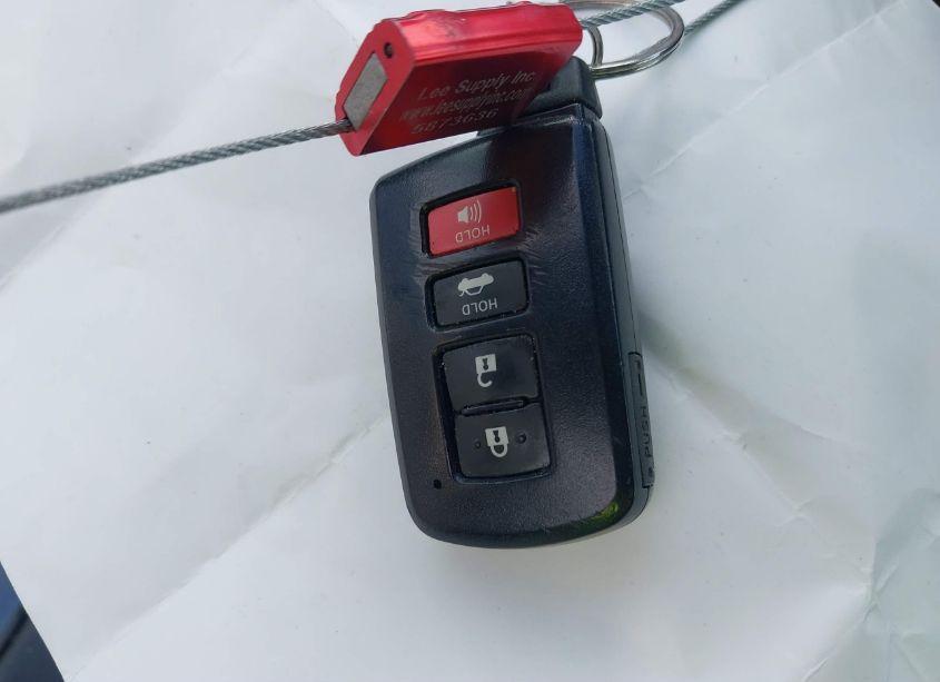 Photo 11 of 2014 Toyota Corolla L/LE/LE PLS/PRM/S/S PLS (VIN 5YFBURHE2EP002802)