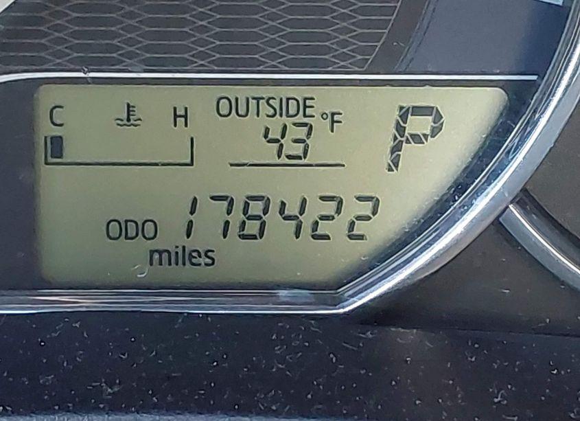 Photo 15 of 2014 Toyota Corolla LE (VIN 5YFBURHE2EP059808)