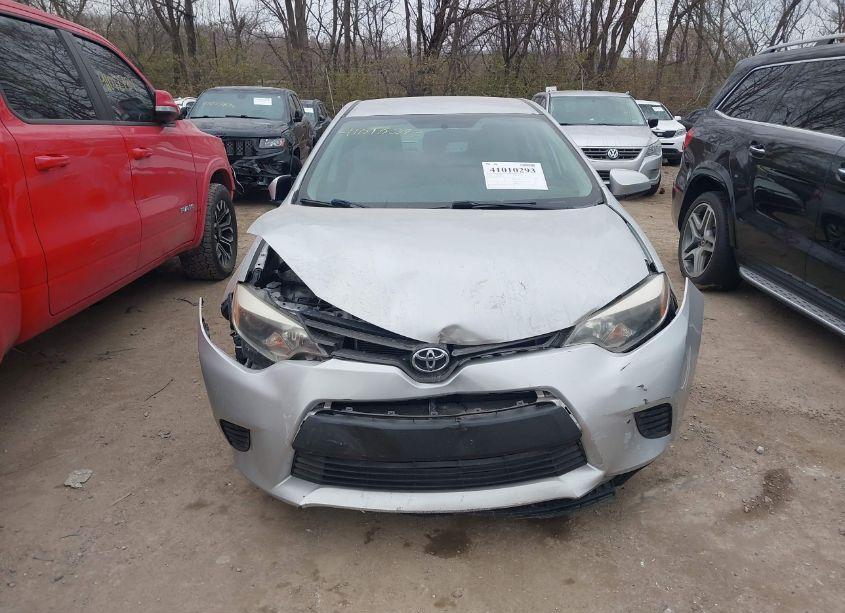Photo 12 of 2014 Toyota Corolla LE (VIN 5YFBURHE2EP064281)