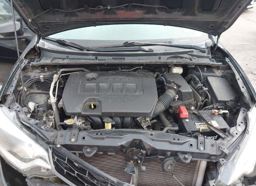 Photo 10 of 2014 Toyota Corolla L/LE/LE PLS/PRM/S/S PLS (VIN 5YFBURHE2EP085471)