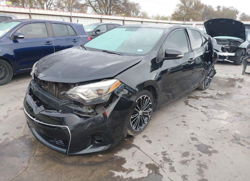 Photo 2 of 2014 Toyota Corolla L/LE/LE PLS/PRM/S/S PLS (VIN 5YFBURHE2EP085471)