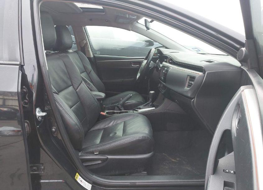 Photo 5 of 2014 Toyota Corolla L/LE/LE PLS/PRM/S/S PLS (VIN 5YFBURHE2EP085471)