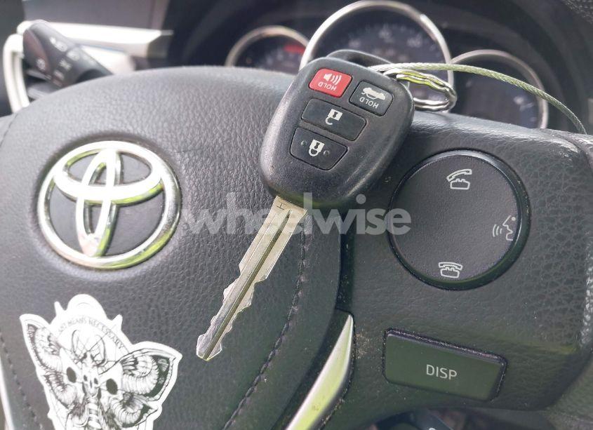 Photo 11 of 2014 Toyota Corolla LE (VIN 5YFBURHE2EP088810)