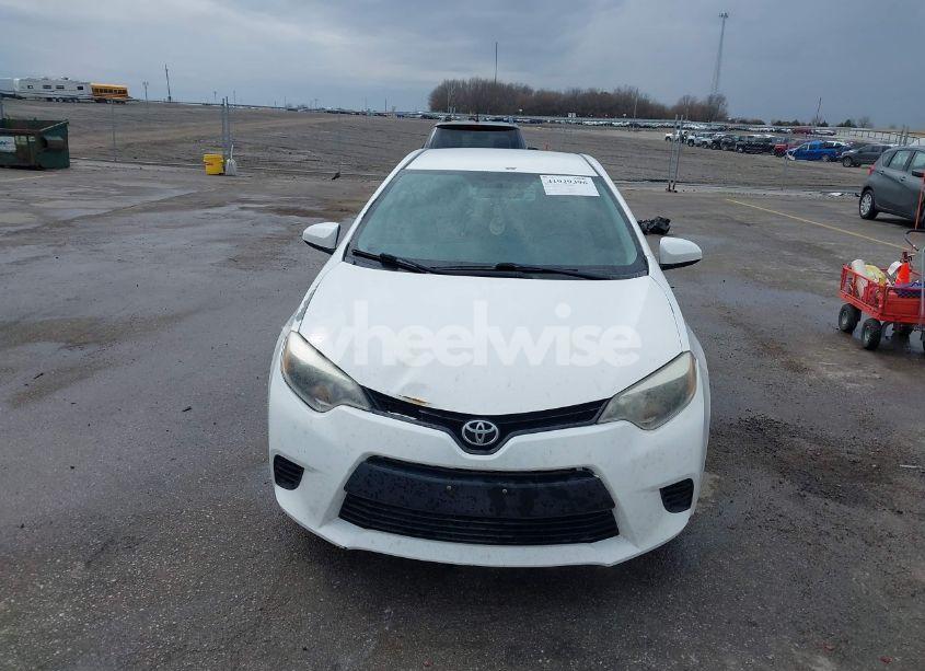 Photo 12 of 2014 Toyota Corolla LE (VIN 5YFBURHE2EP088810)