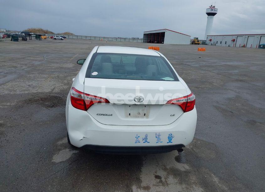 Photo 16 of 2014 Toyota Corolla LE (VIN 5YFBURHE2EP088810)