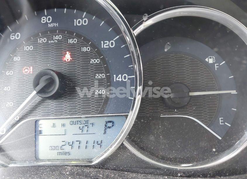 Photo 7 of 2014 Toyota Corolla LE (VIN 5YFBURHE2EP088810)