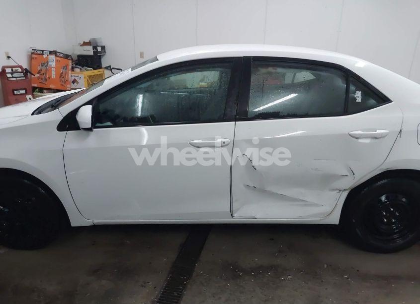 Photo 14 of 2014 Toyota Corolla LE (VIN 5YFBURHE2EP091142)