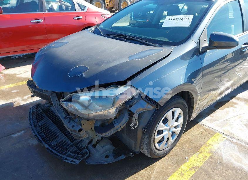 Photo 18 of 2014 Toyota Corolla L (VIN 5YFBURHE2EP102947)