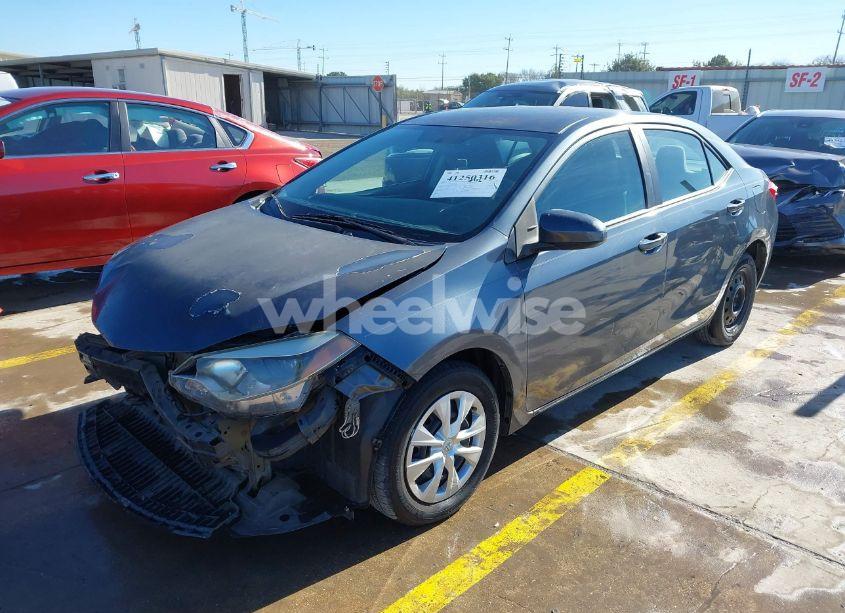 Photo 2 of 2014 Toyota Corolla L (VIN 5YFBURHE2EP102947)