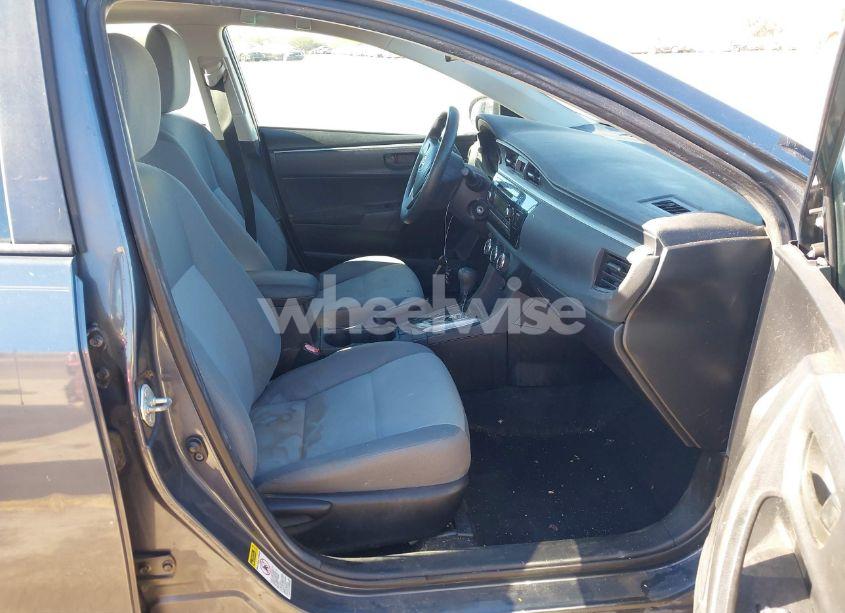 Photo 5 of 2014 Toyota Corolla L (VIN 5YFBURHE2EP102947)