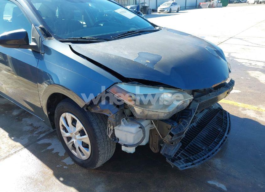 Photo 6 of 2014 Toyota Corolla L (VIN 5YFBURHE2EP102947)