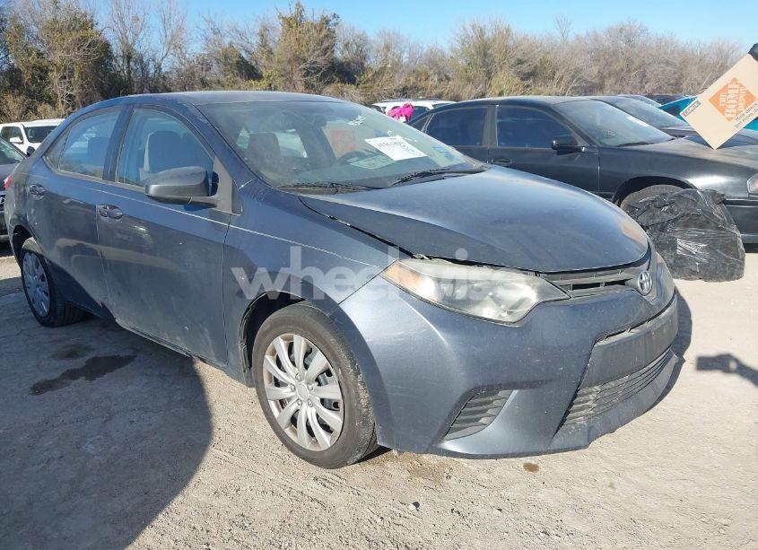 2014 Toyota Corolla LE (VIN 5YFBURHE2EP108425) main photo
