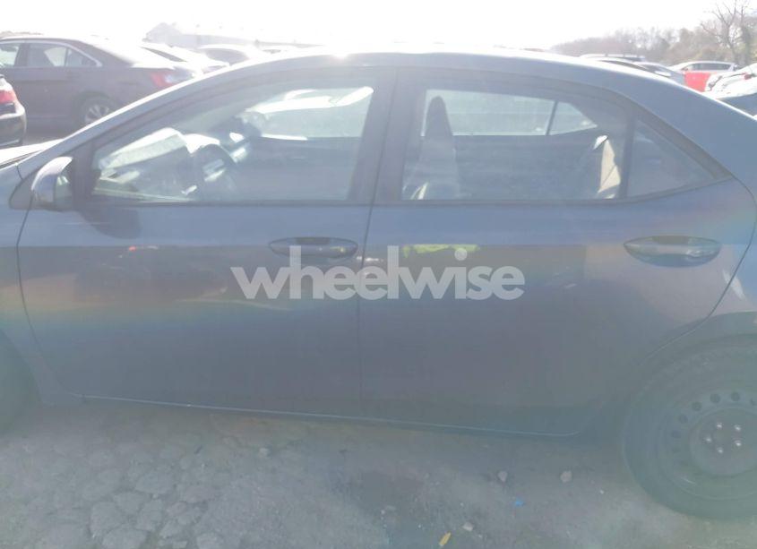 Photo 14 of 2014 Toyota Corolla LE (VIN 5YFBURHE2EP108425)