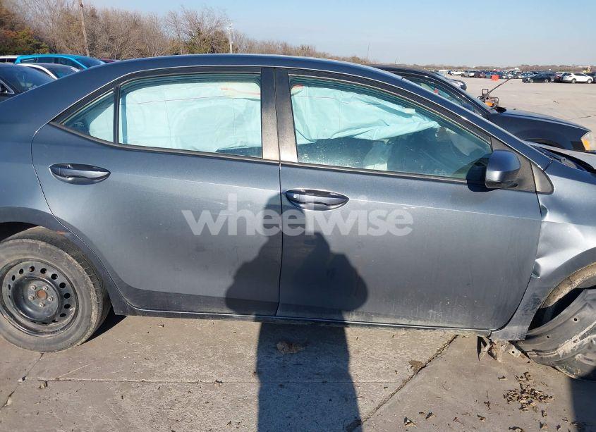 Photo 13 of 2014 Toyota Corolla L (VIN 5YFBURHE2EP113219)