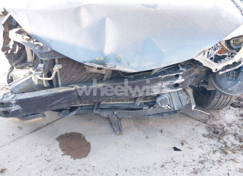 Photo 6 of 2014 Toyota Corolla L (VIN 5YFBURHE2EP113219)