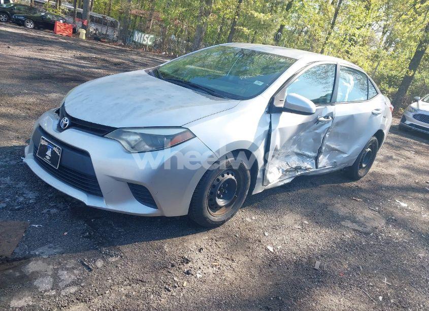 Photo 2 of 2014 Toyota Corolla L (VIN 5YFBURHE2EP117643)