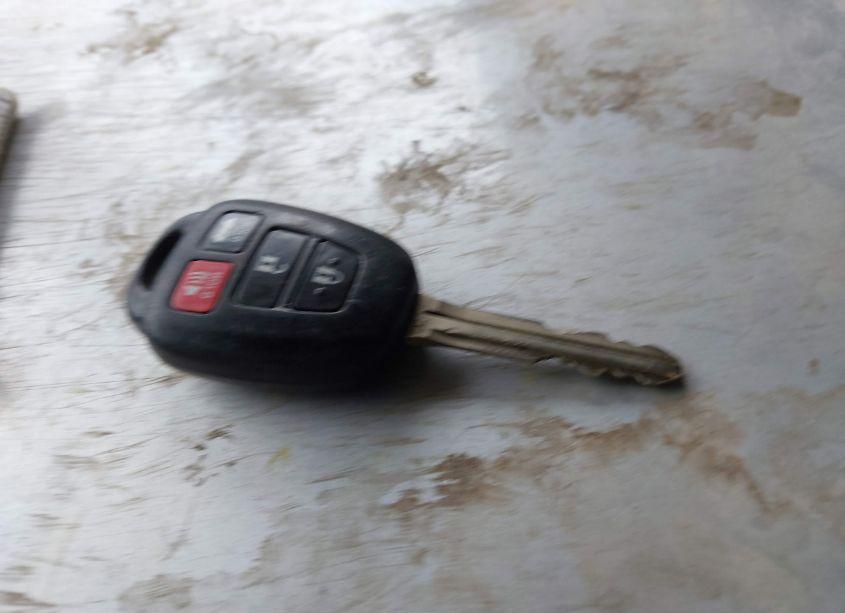 Photo 11 of 2014 Toyota Corolla S PLUS (VIN 5YFBURHE2EP142252)