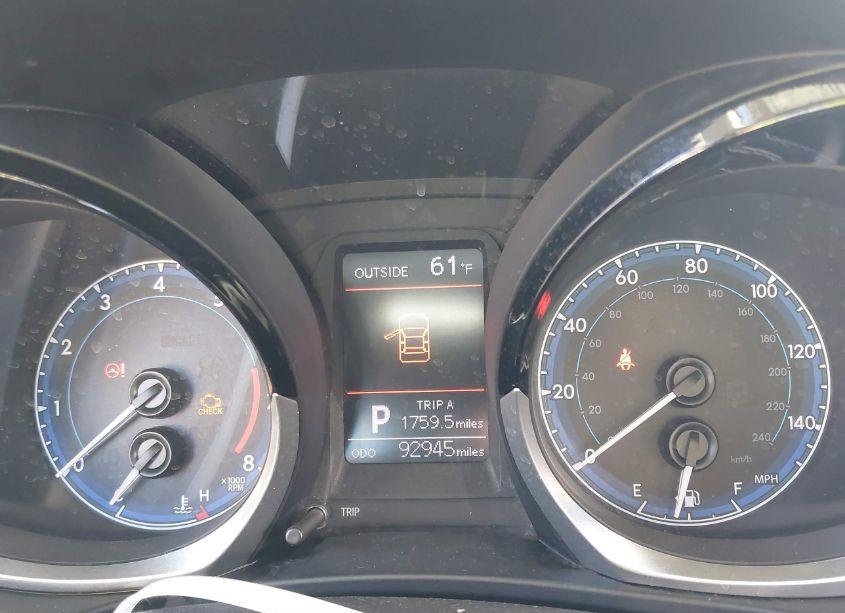 Photo 7 of 2014 Toyota Corolla S PLUS (VIN 5YFBURHE2EP142669)