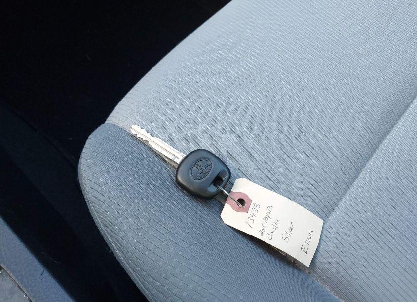 Photo 11 of 2014 Toyota Corolla L (VIN 5YFBURHE2EP166261)