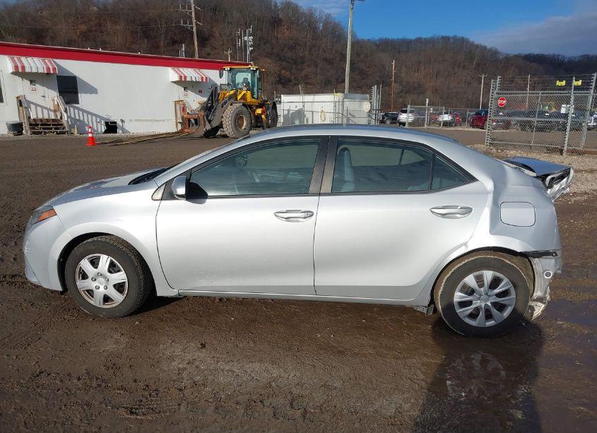 Photo 14 of 2014 Toyota Corolla L (VIN 5YFBURHE2EP166261)
