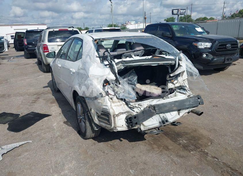 Photo 3 of 2015 Toyota Corolla LE PLUS (VIN 5YFBURHE2FP196409)