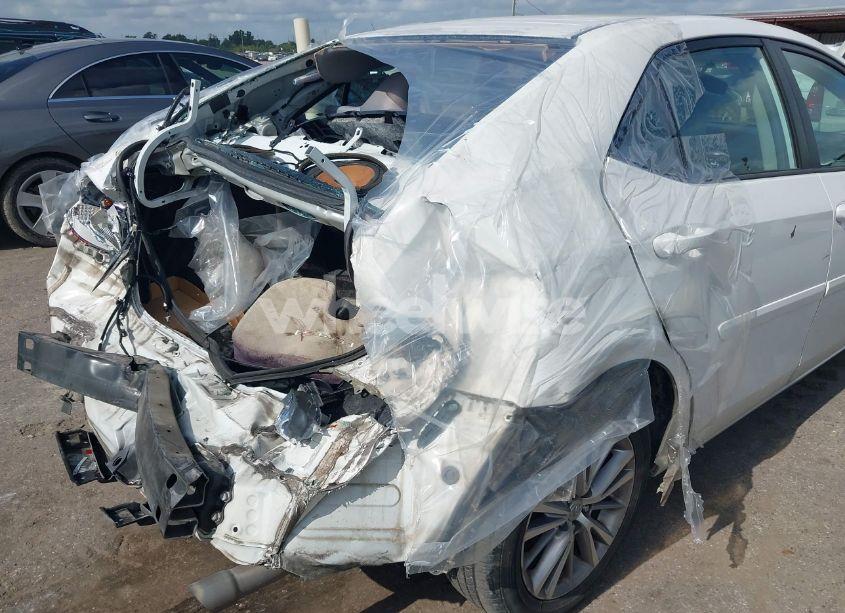 Photo 6 of 2015 Toyota Corolla LE PLUS (VIN 5YFBURHE2FP196409)