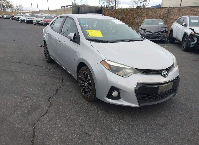 2015 Toyota Corolla S PLUS (VIN 5YFBURHE2FP222734) main photo