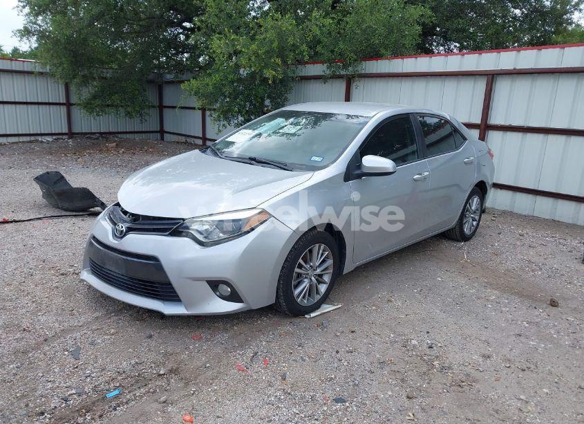 Photo 2 of 2015 Toyota Corolla LE PLUS (VIN 5YFBURHE2FP250291)