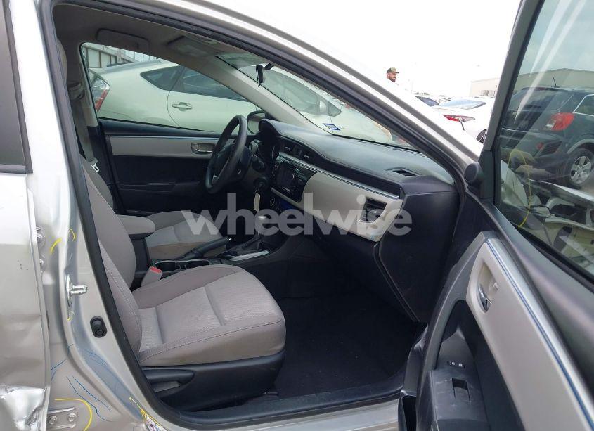 Photo 5 of 2015 Toyota Corolla LE PLUS (VIN 5YFBURHE2FP250291)