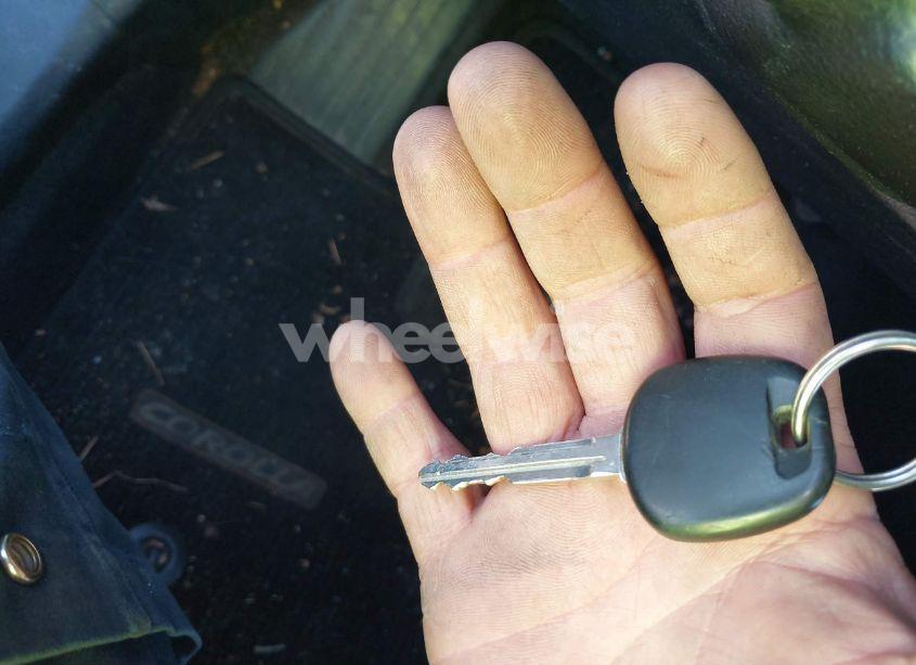 Photo 11 of 2015 Toyota Corolla LE (VIN 5YFBURHE2FP257824)