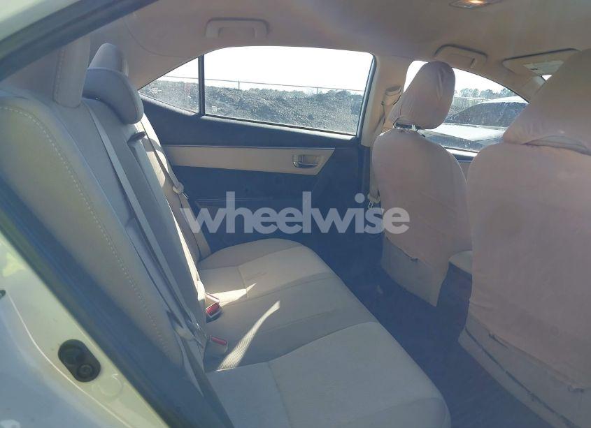 Photo 8 of 2015 Toyota Corolla LE (VIN 5YFBURHE2FP257824)