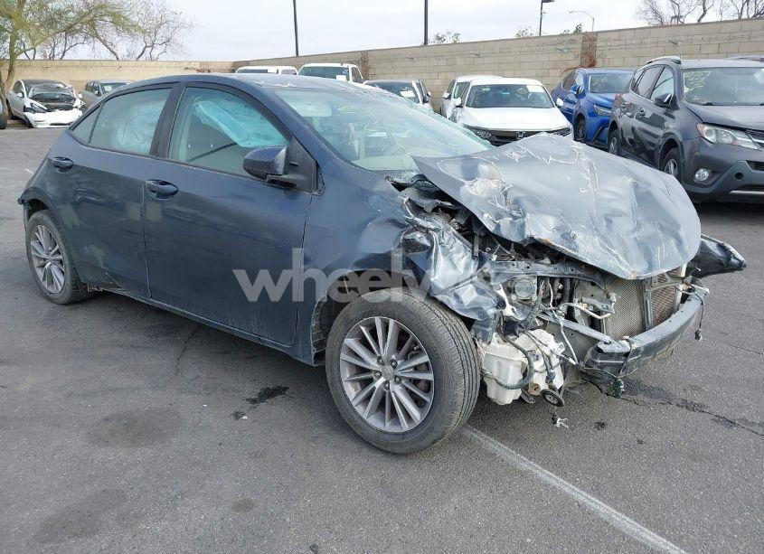 2015 Toyota Corolla LE PLUS (VIN 5YFBURHE2FP260898) main photo