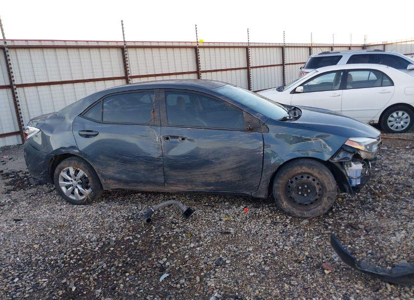 Photo 14 of 2015 Toyota Corolla LE (VIN 5YFBURHE2FP264238)