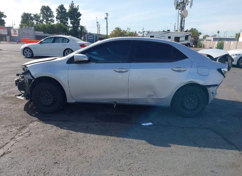 Photo 14 of 2015 Toyota Corolla LE (VIN 5YFBURHE2FP276096)