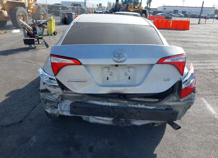 Photo 16 of 2015 Toyota Corolla LE (VIN 5YFBURHE2FP276096)
