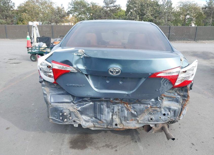 Photo 17 of 2015 Toyota Corolla LE (VIN 5YFBURHE2FP284781)