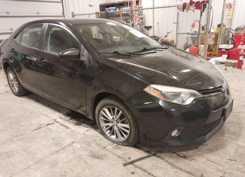 2015 Toyota Corolla LE PLUS (VIN 5YFBURHE2FP309095) main photo