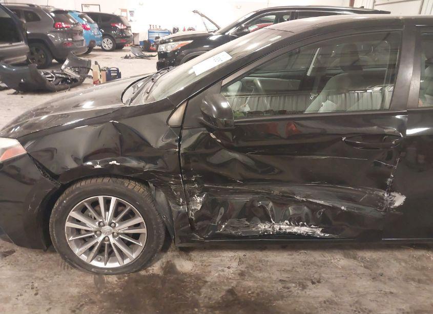 Photo 6 of 2015 Toyota Corolla LE PLUS (VIN 5YFBURHE2FP309095)