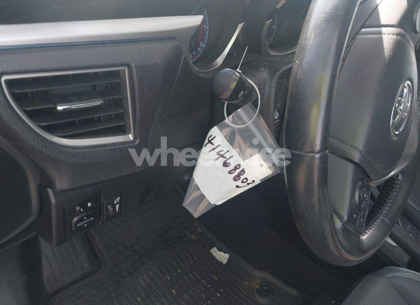 Photo 18 of 2015 Toyota Corolla S PLUS (VIN 5YFBURHE2FP331579)