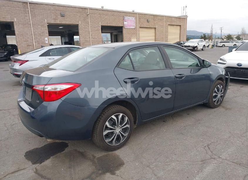 Photo 4 of 2015 Toyota Corolla LE (VIN 5YFBURHE2FP332585)
