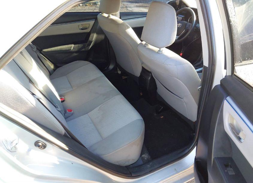 Photo 8 of 2015 Toyota Corolla LE (VIN 5YFBURHE2FP335762)