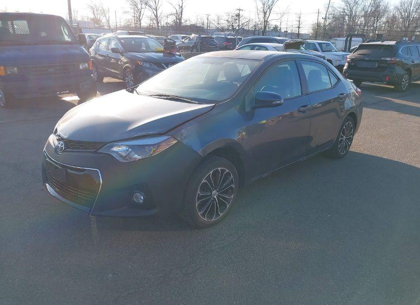 Photo 2 of 2015 Toyota Corolla S PLUS (VIN 5YFBURHE2FP337236)