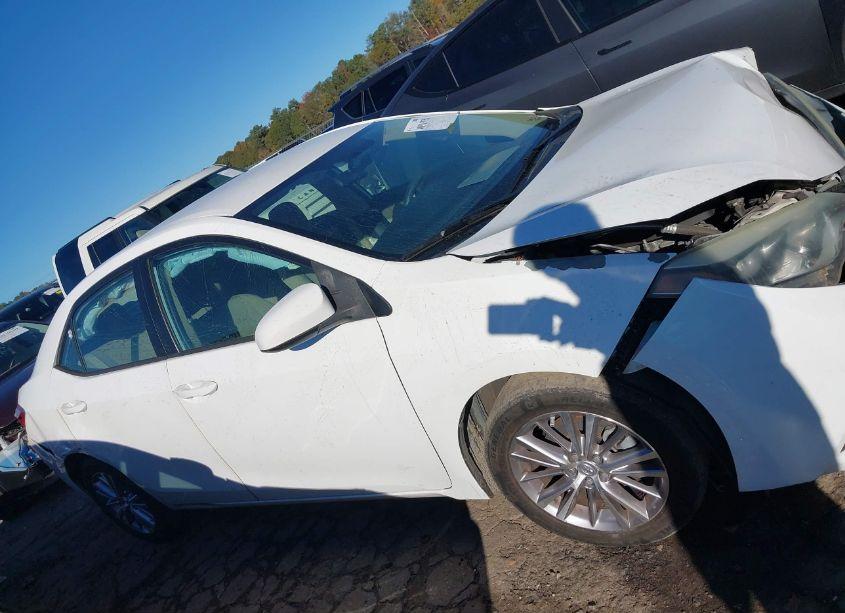Photo 13 of 2015 Toyota Corolla LE PLUS (VIN 5YFBURHE2FP352531)