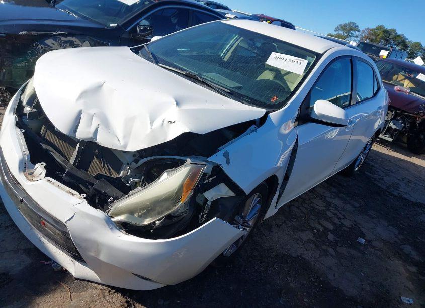 Photo 2 of 2015 Toyota Corolla LE PLUS (VIN 5YFBURHE2FP352531)