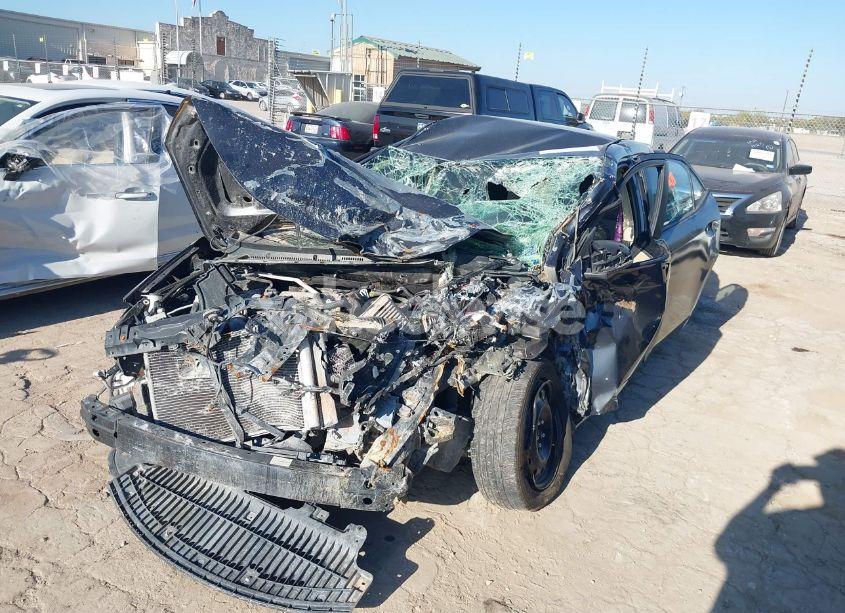 Photo 6 of 2016 Toyota Corolla LE (VIN 5YFBURHE2GP382484)