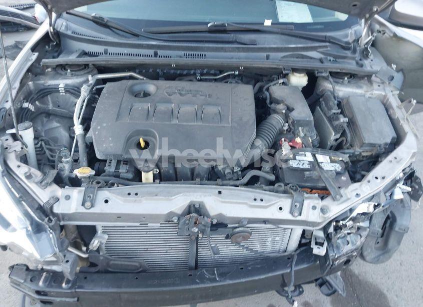 Photo 10 of 2016 Toyota Corolla LE (VIN 5YFBURHE2GP397647)