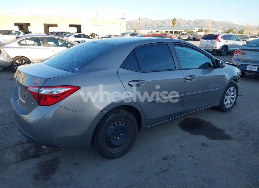 Photo 4 of 2016 Toyota Corolla LE (VIN 5YFBURHE2GP397647)