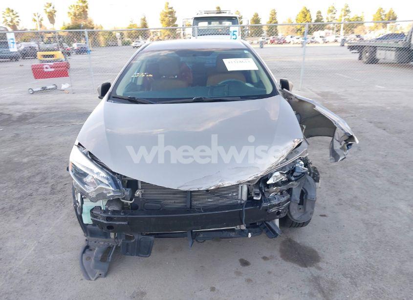 Photo 6 of 2016 Toyota Corolla LE (VIN 5YFBURHE2GP397647)