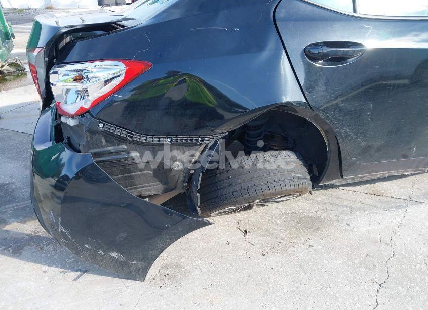 Photo 13 of 2016 Toyota Corolla L (VIN 5YFBURHE2GP401521)